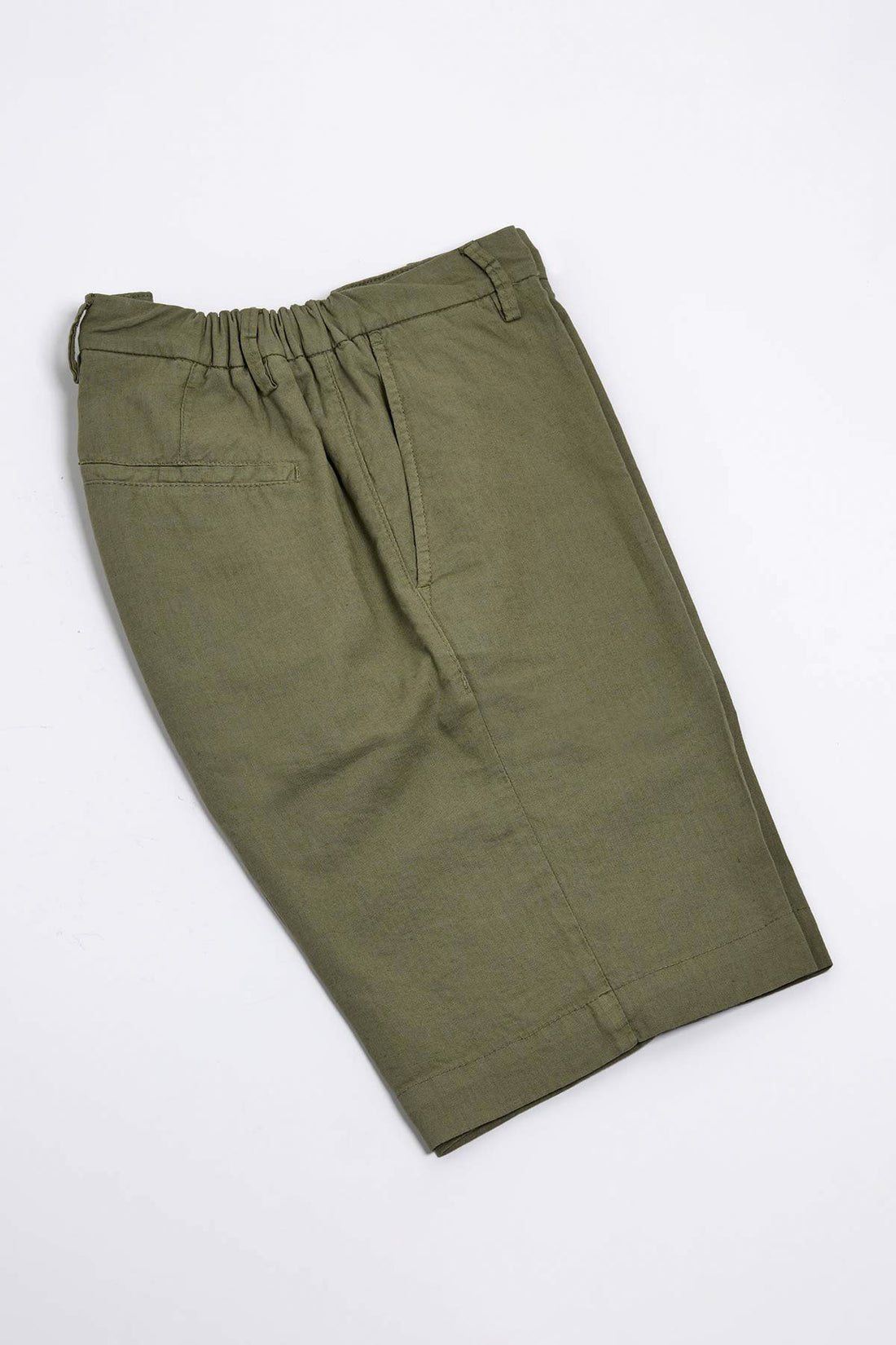 Bermuda da uomo modello BRM100-Militare