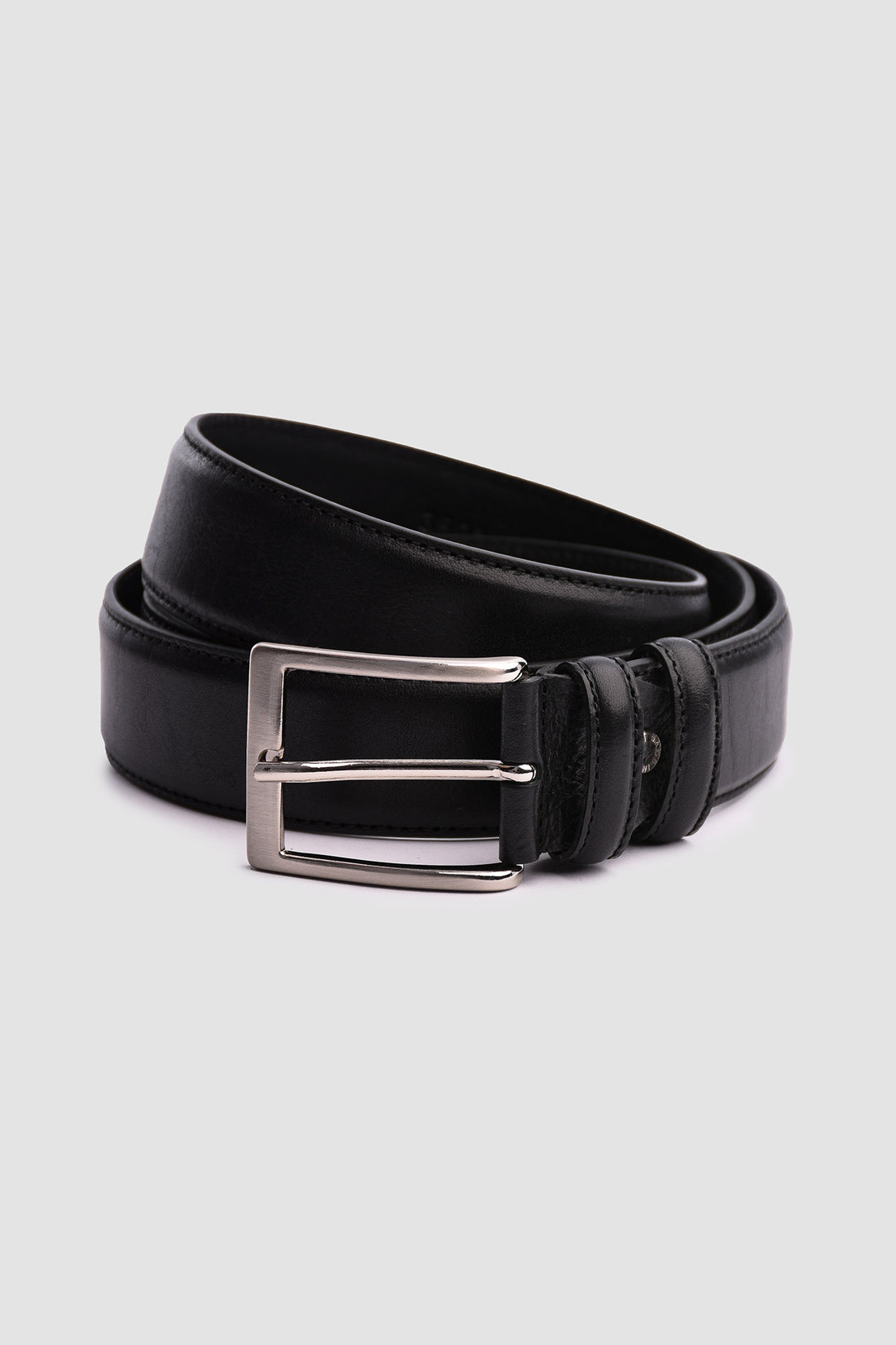 Cintura in pelle martellata nera