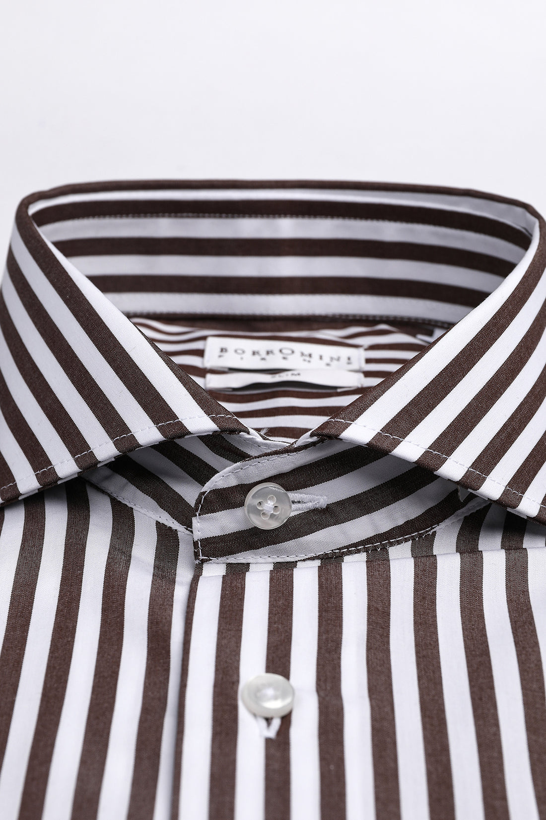 Camicia a righe verticali marrone