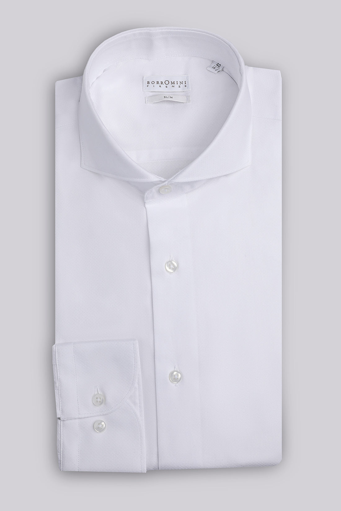 Camicia collo francese con trama micro-operata