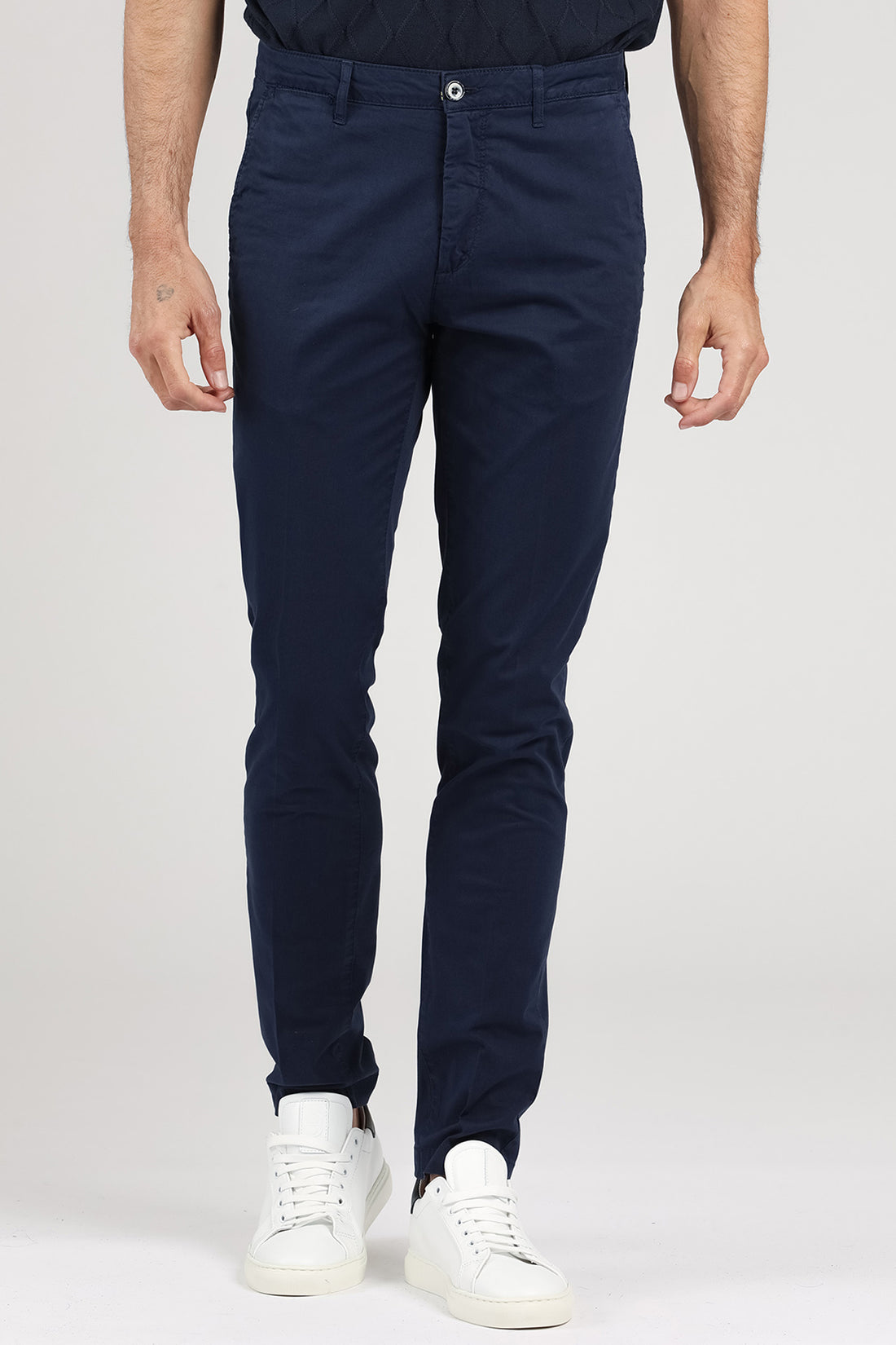 Pantalone chino tinto basic colore blu da uomo