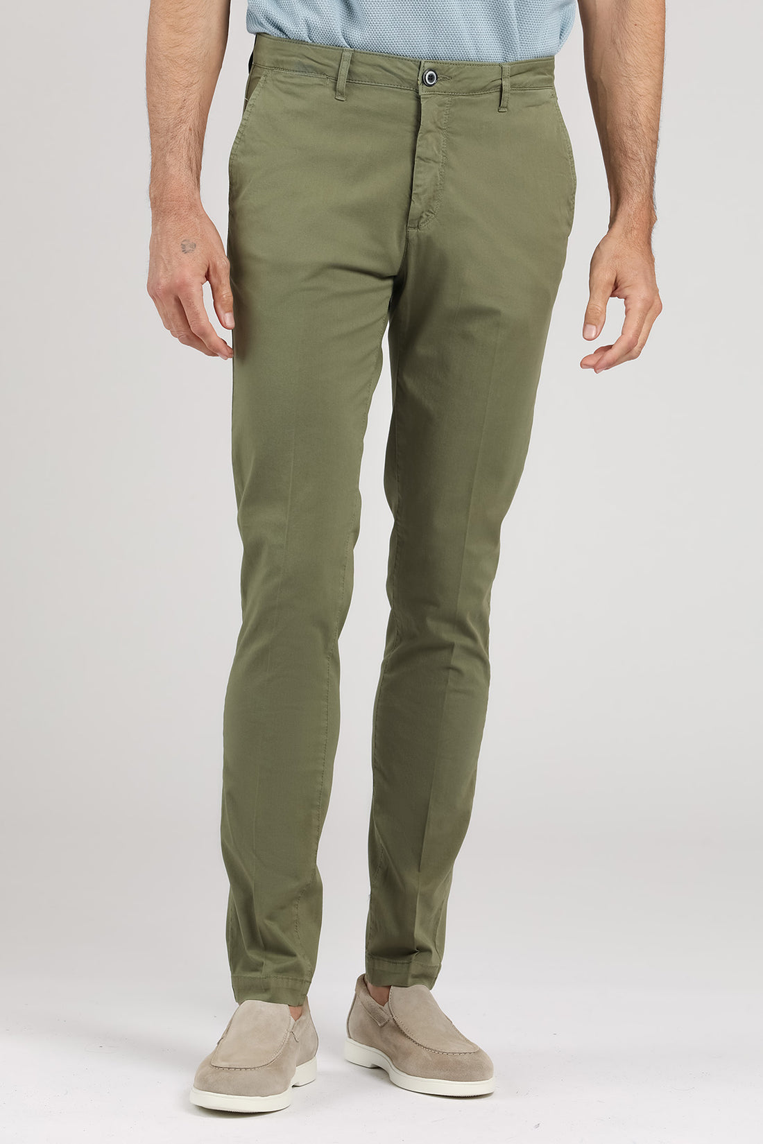 Pantalone chino tinto basic colore verde