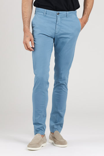 Pantalone chino tinto basic polvere