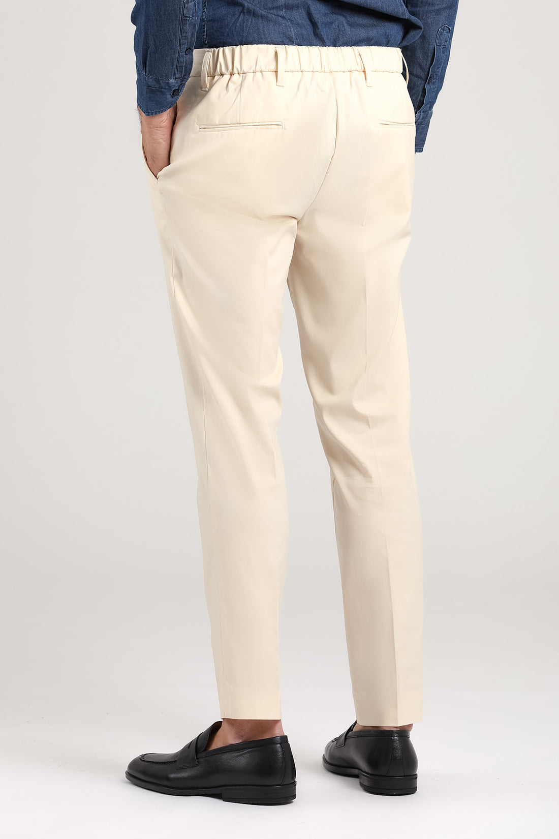 Cargo trousers with elastic and pockets - Cream