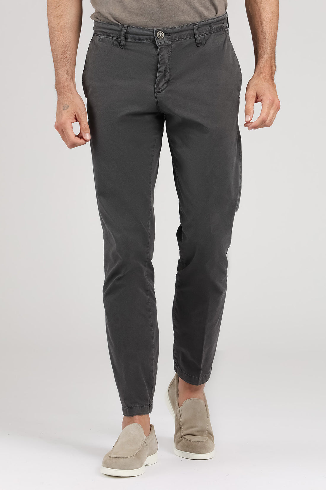 Pantalone chinos tasca a filo slavato