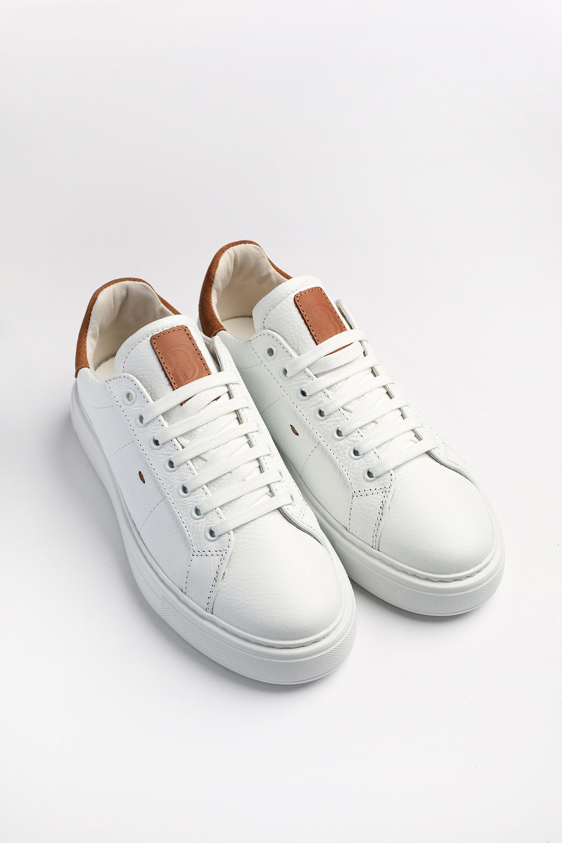 Sneakers in pelle da uomo made in italy