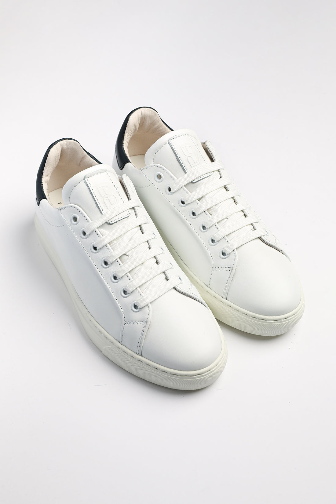 Sneakers in pelle bianca da uomo