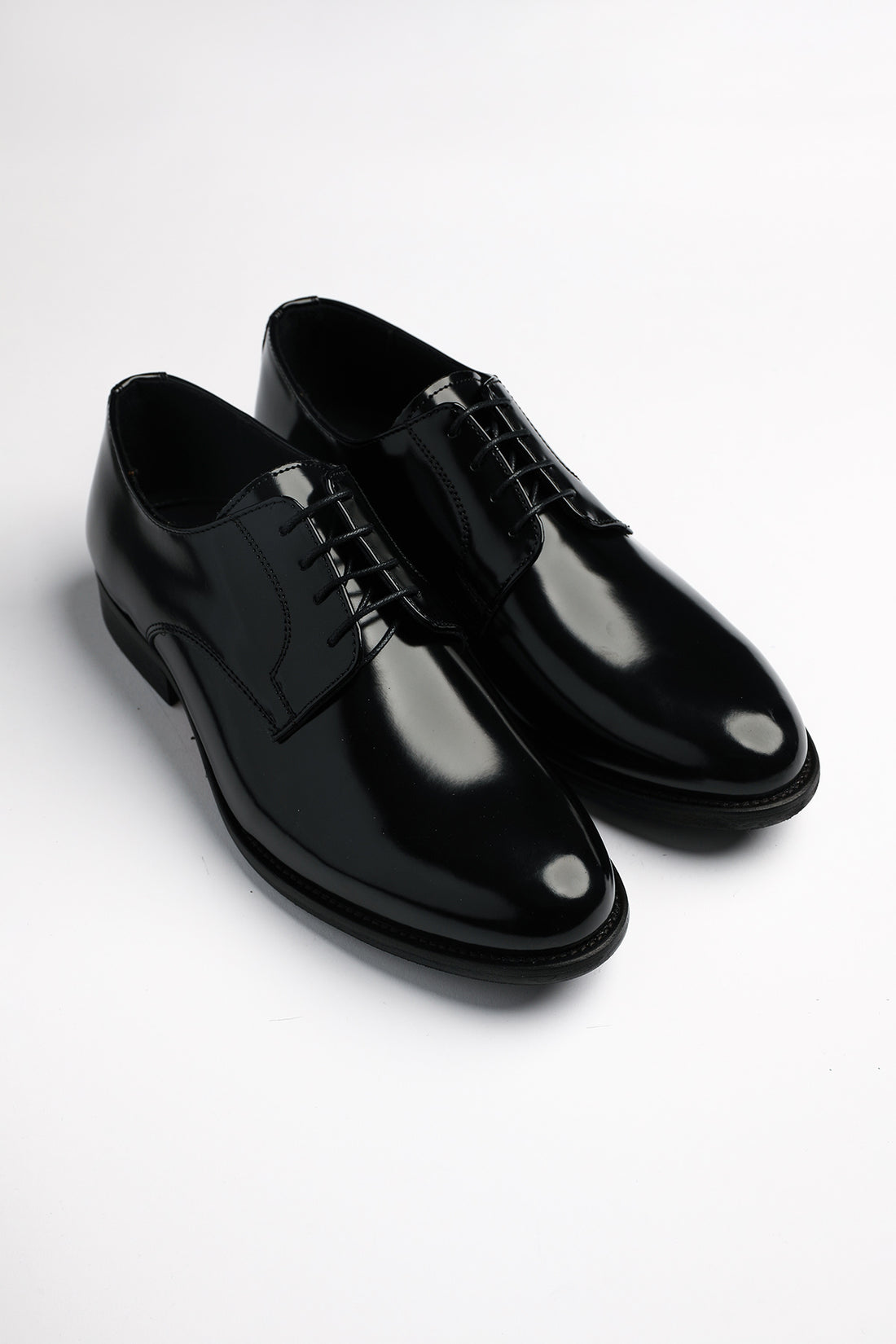 Scarpa Derby in pelle abrasivata nera