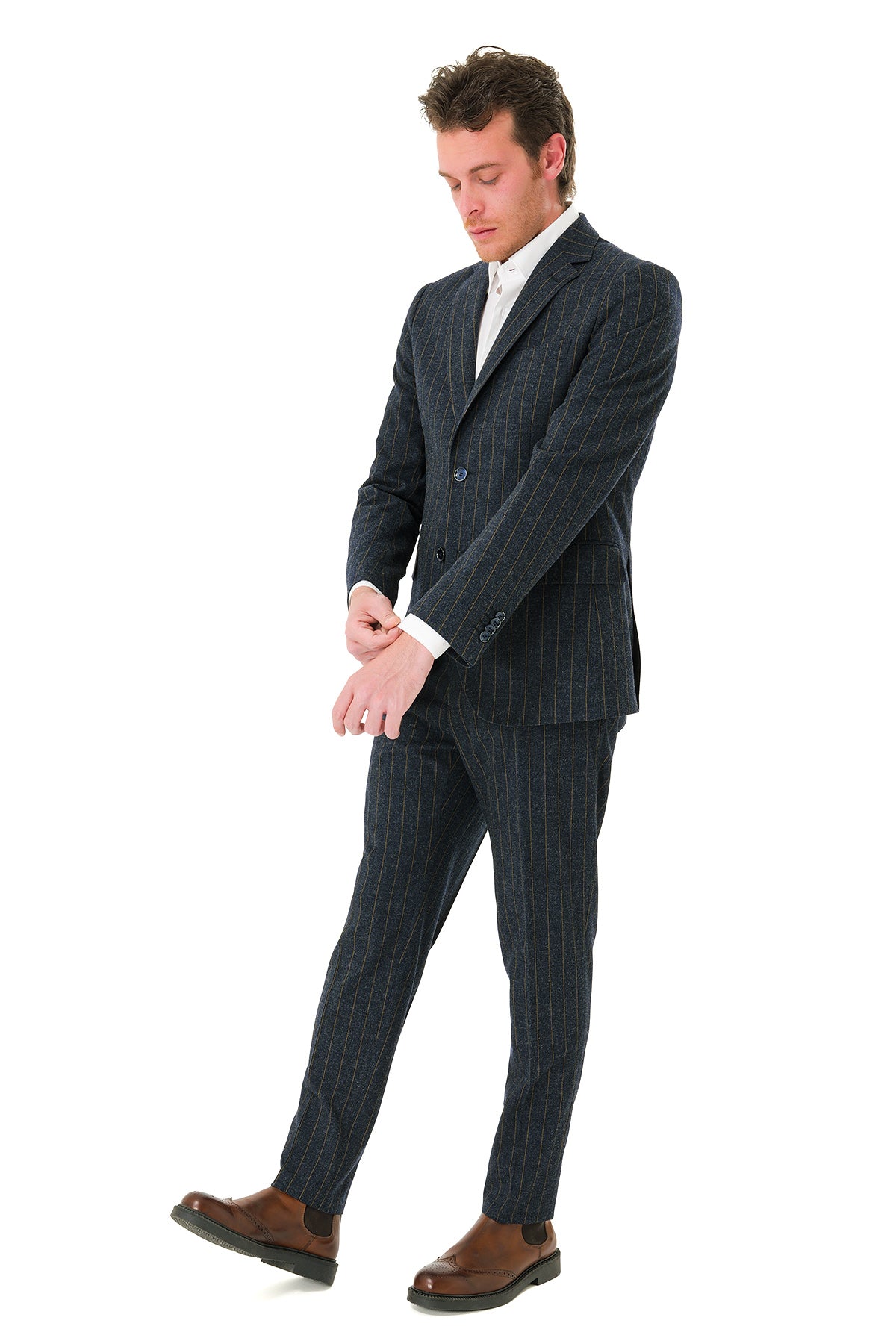 lookbook image shop_this_look_EUGyCG