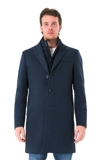 Coat with detachable bib