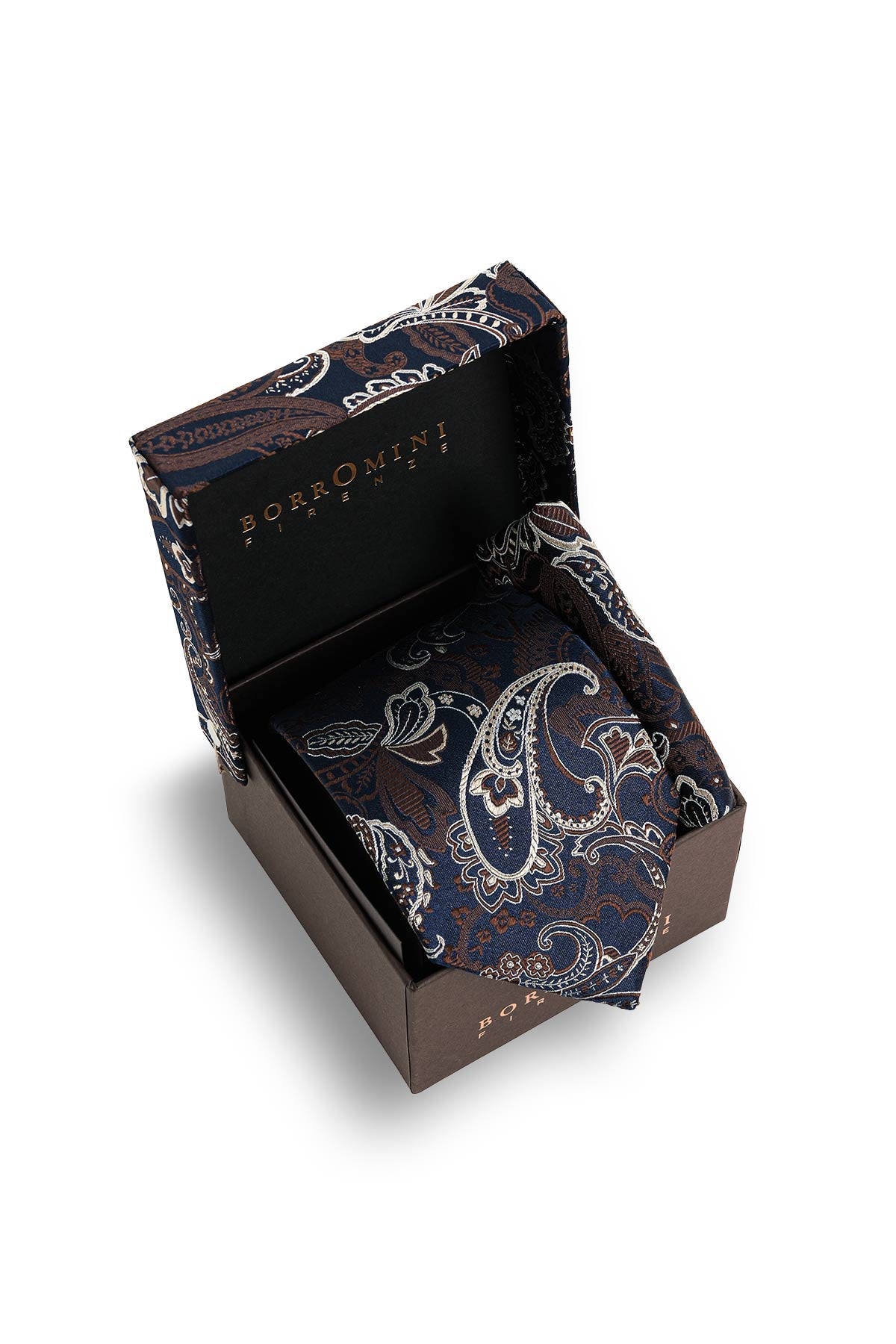 Silk tie with pocket square