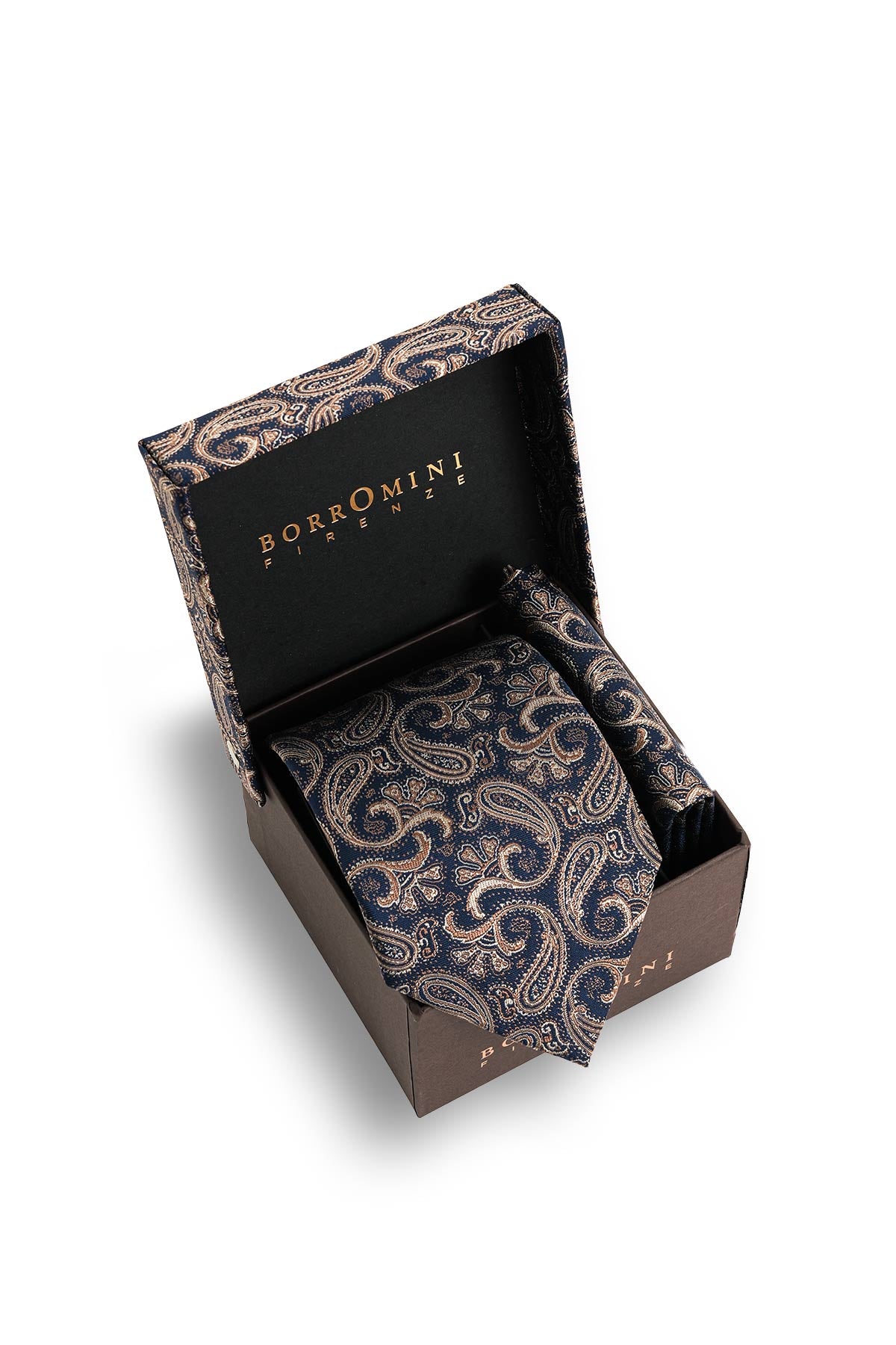 Silk tie with pocket square