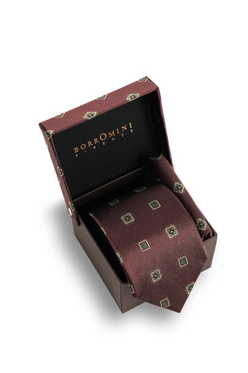 Silk tie with pocket square