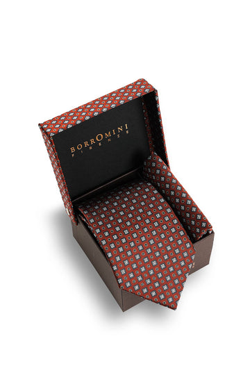 Silk tie with pocket square