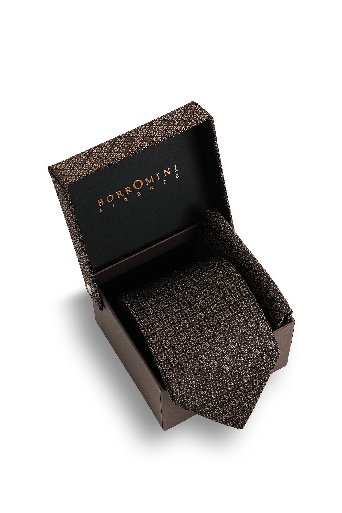 Silk tie with pocket square