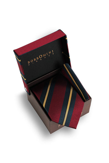 Silk tie with pocket square