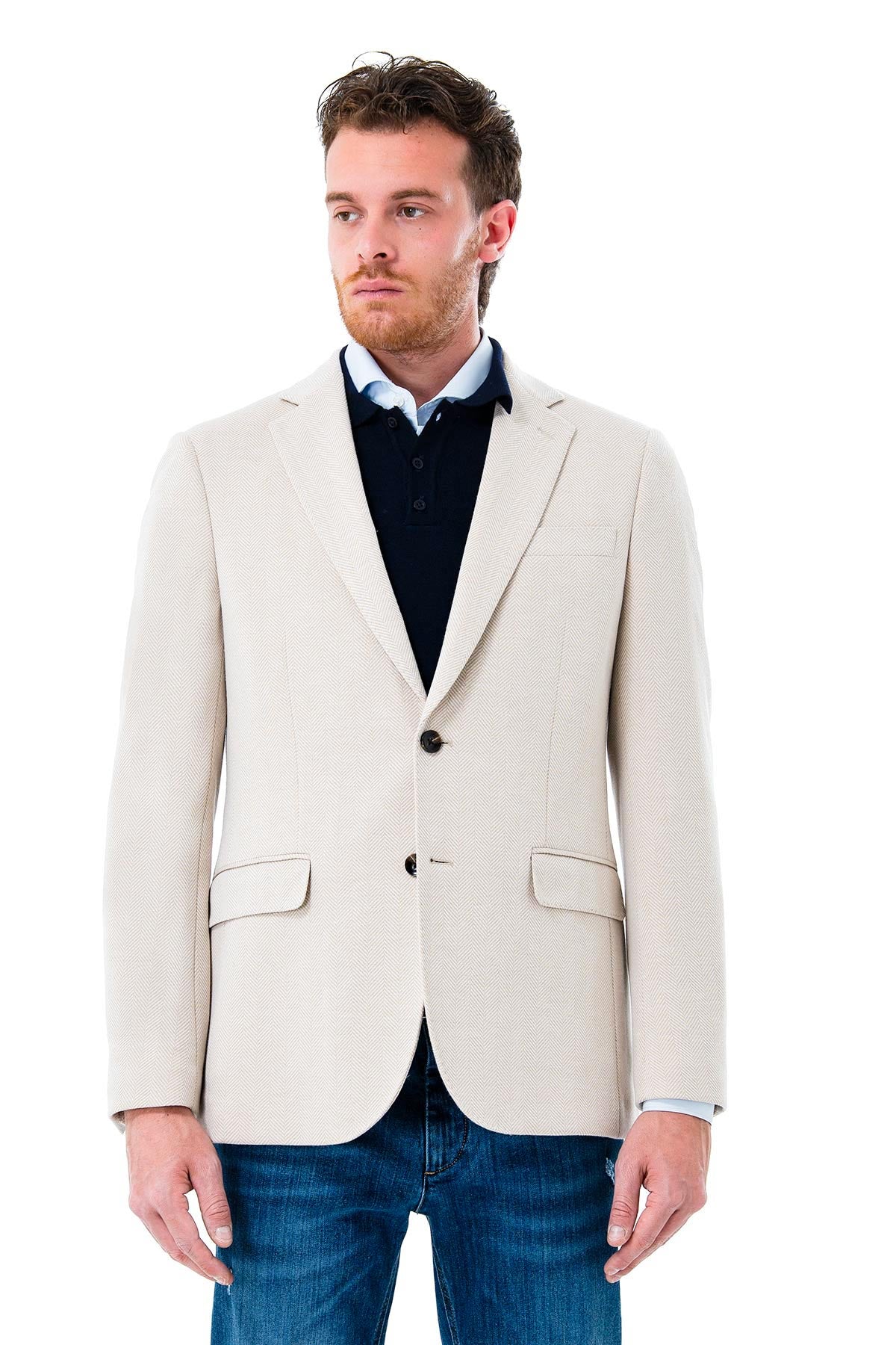 Single-breasted jacket semi-lined in technical fabric