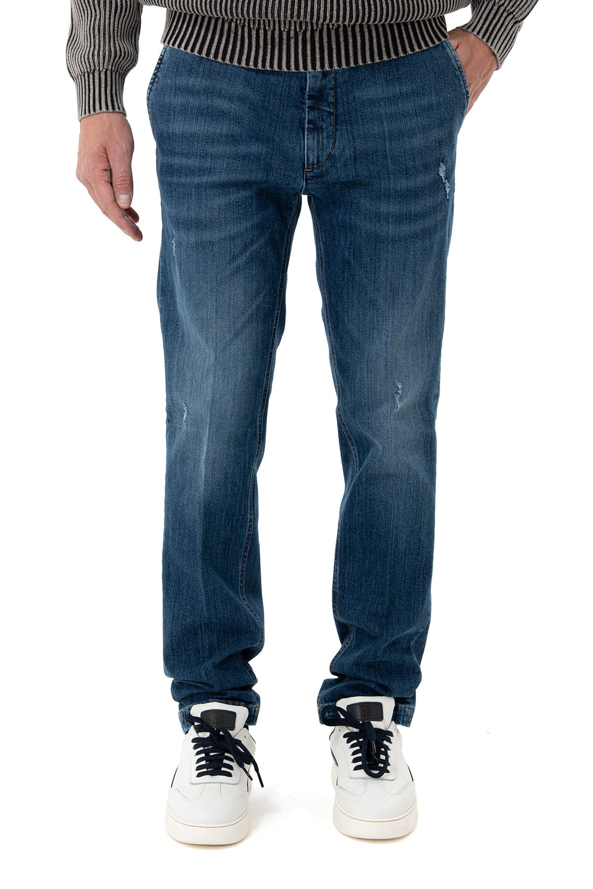 Denim jeans with america pockets