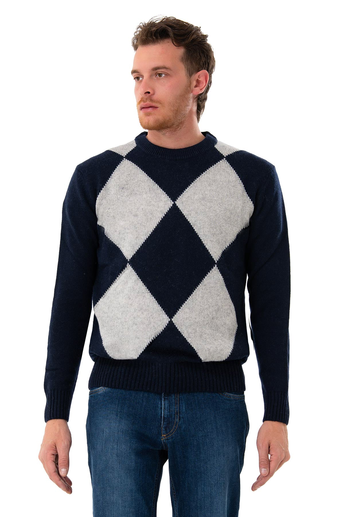 Crew neck sweater with diamond pattern