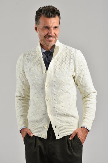 Cardigan with woven workmanship