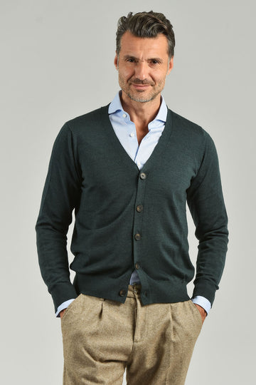 Cardigan with buttons