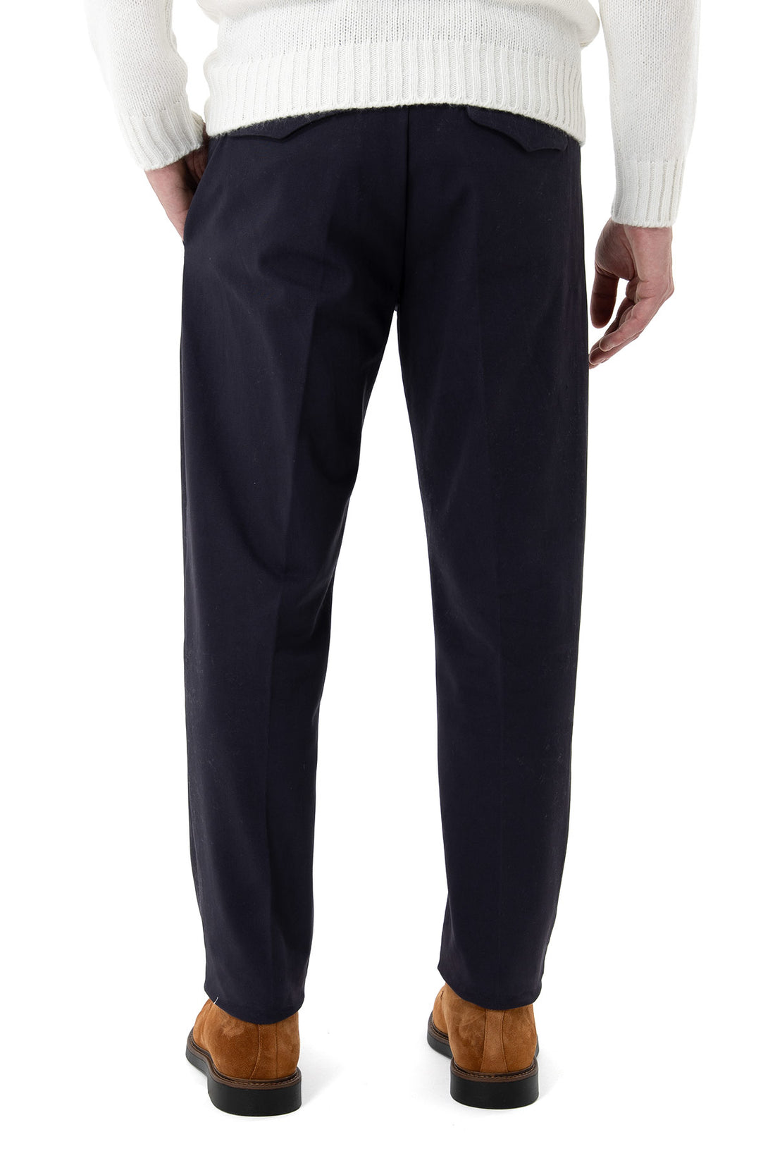 Men's trousers with pleats