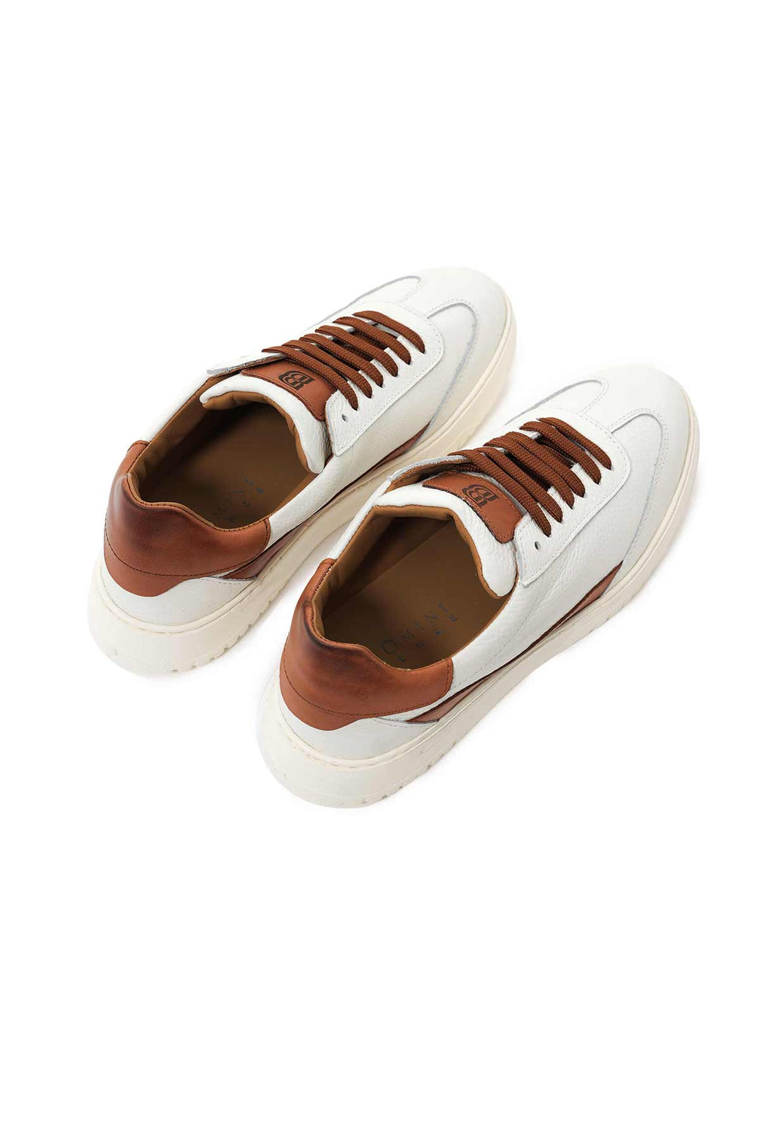 Leather sneakers