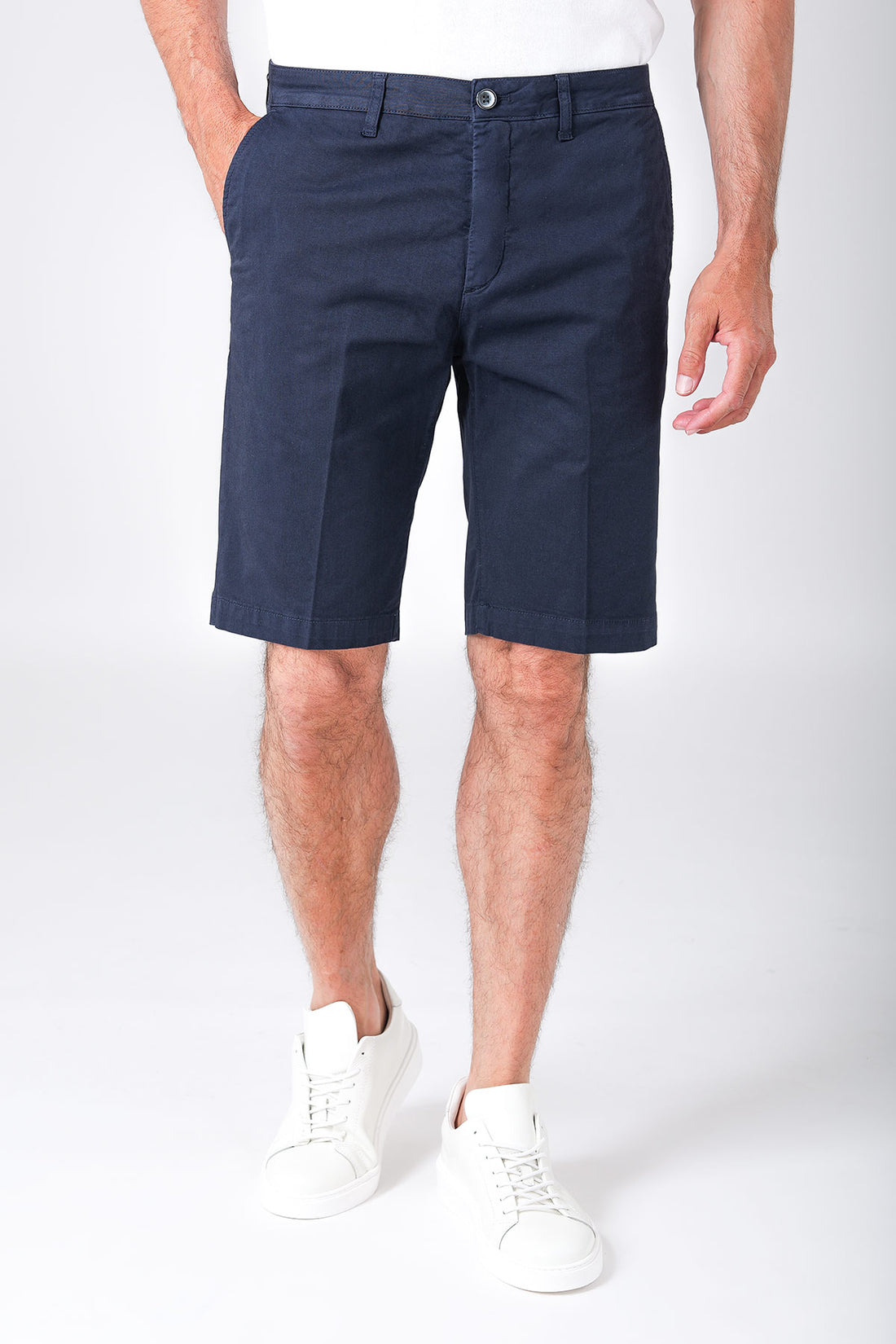 Bermuda basico in cotone elasticizzato - Blu - vista frontale