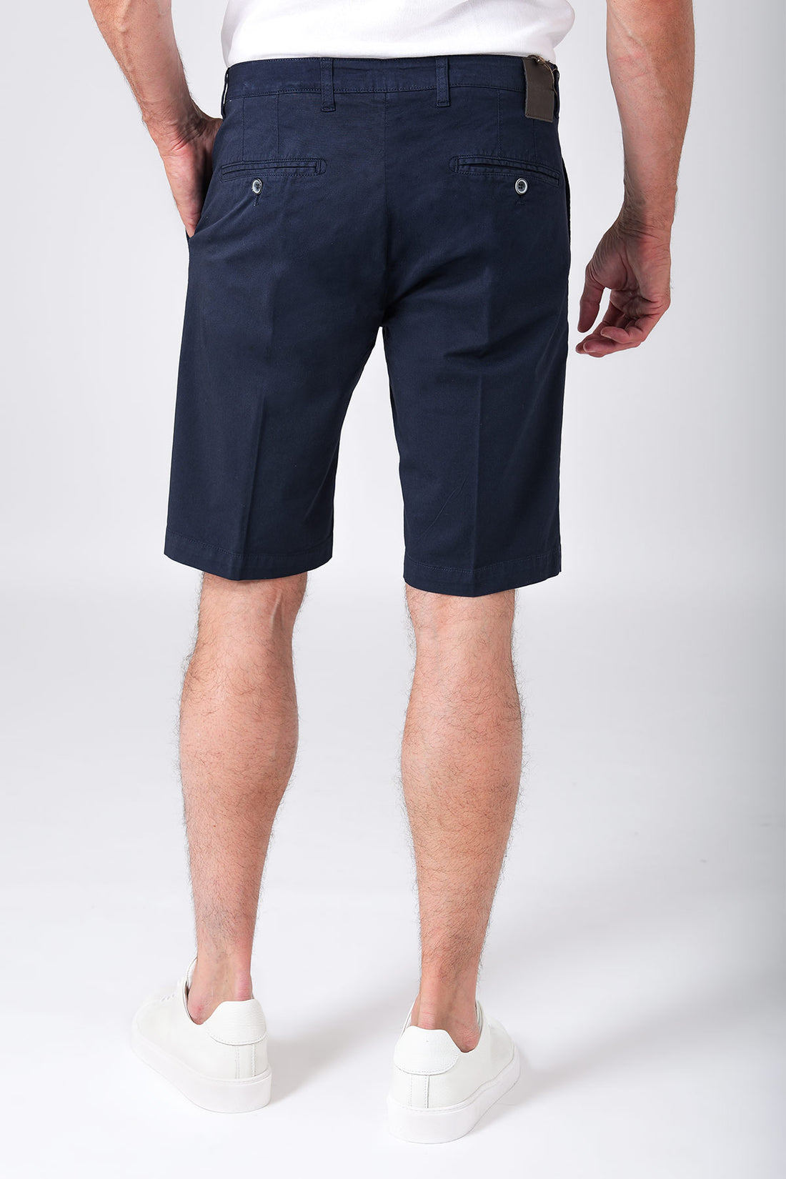 Bermuda basico in cotone elasticizzato - Blu - vista frontale