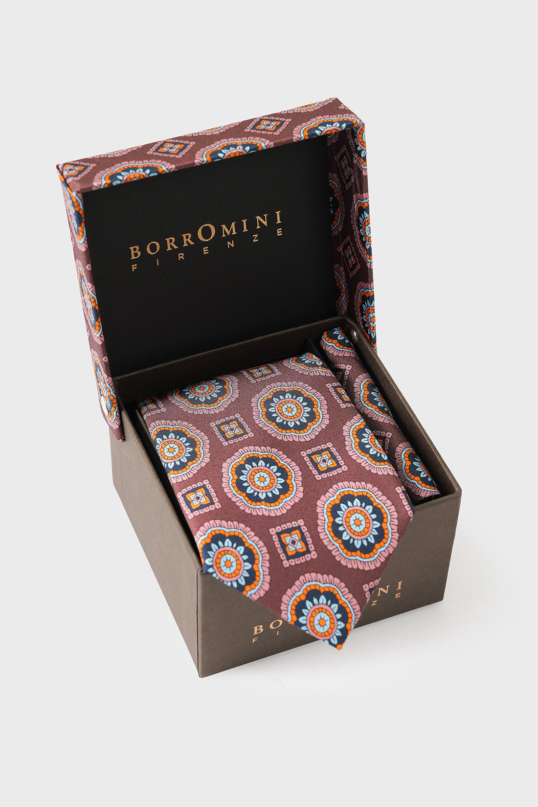 Set cravatta e pochette multicolore in seta a medaglioni nella scatola