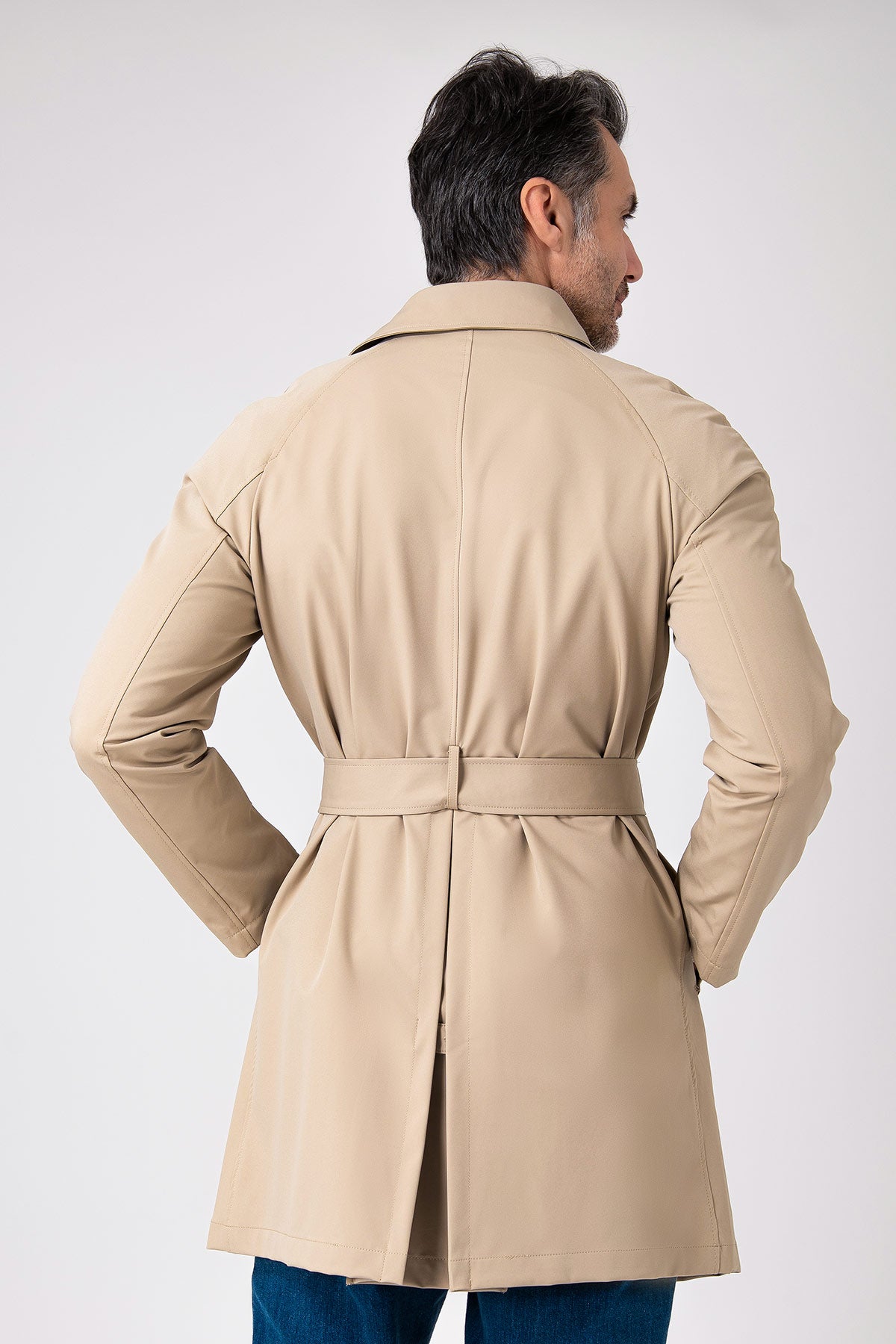 Impermeabile doppiopetto con cintura - Beige