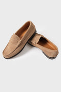 Men's suede loafers in chamois with a saddle strap and raised stitching