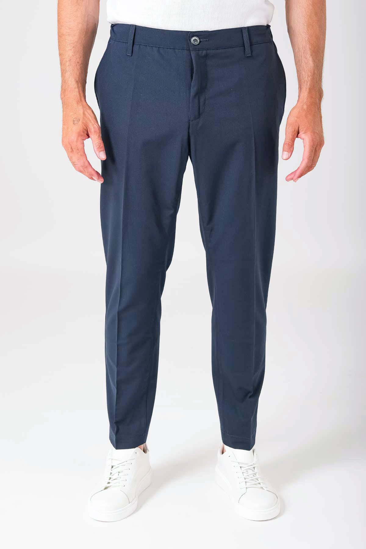 Pantalone relax con elastico in vita - Blu - vista frontale