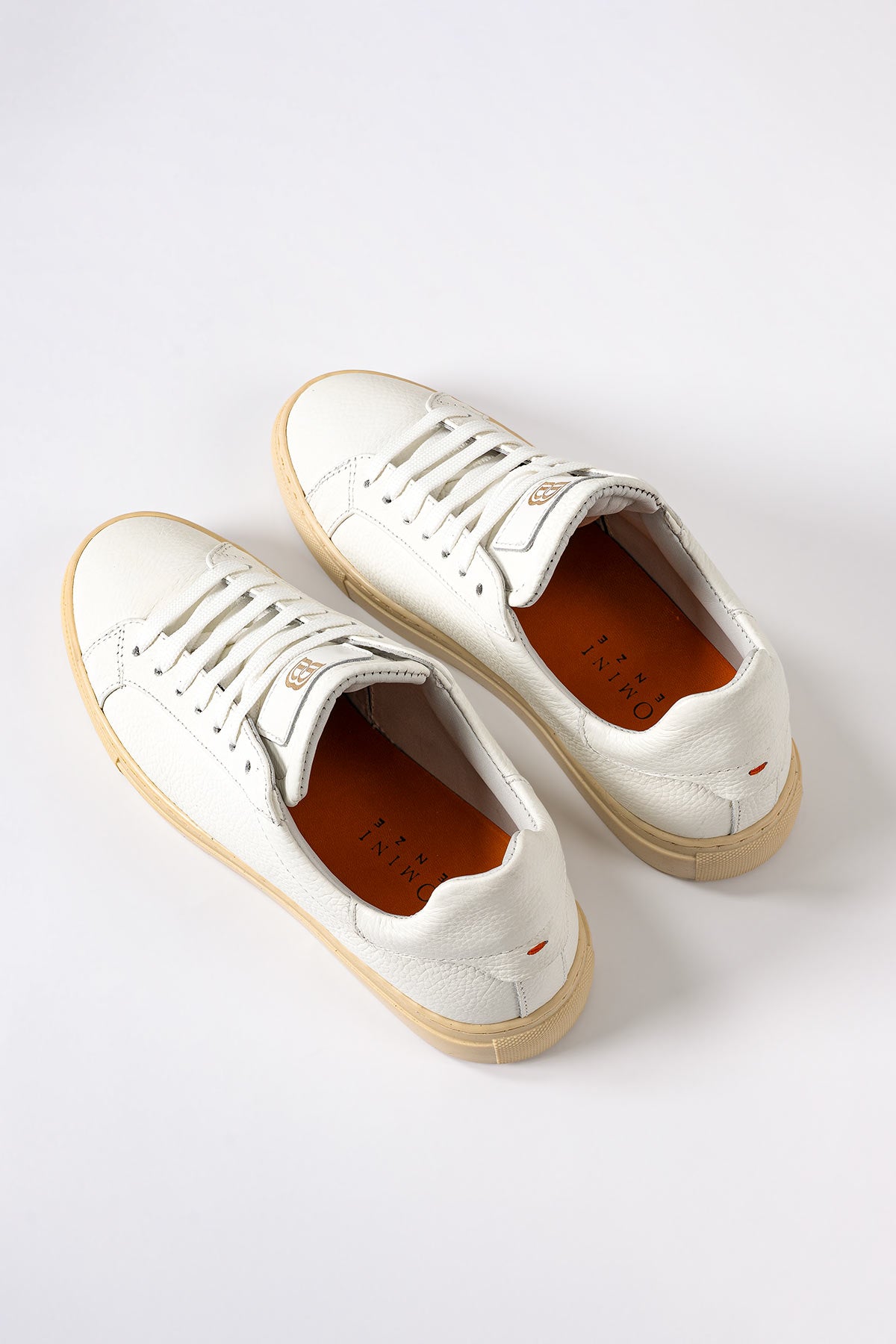 Sneakers Dollaro In Pelle Castagna - Bianco - vista posteriore