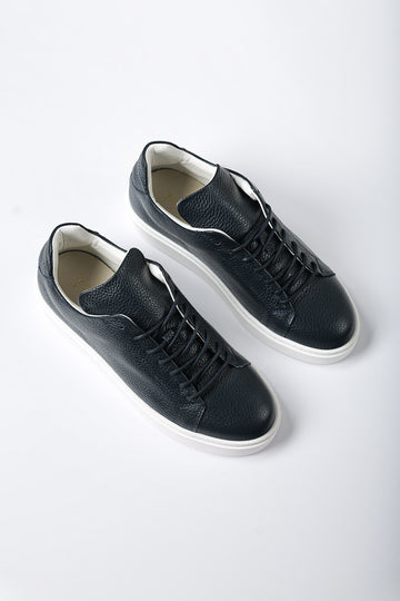Sneakers in pelle bottolata - Blu - vista frontale
