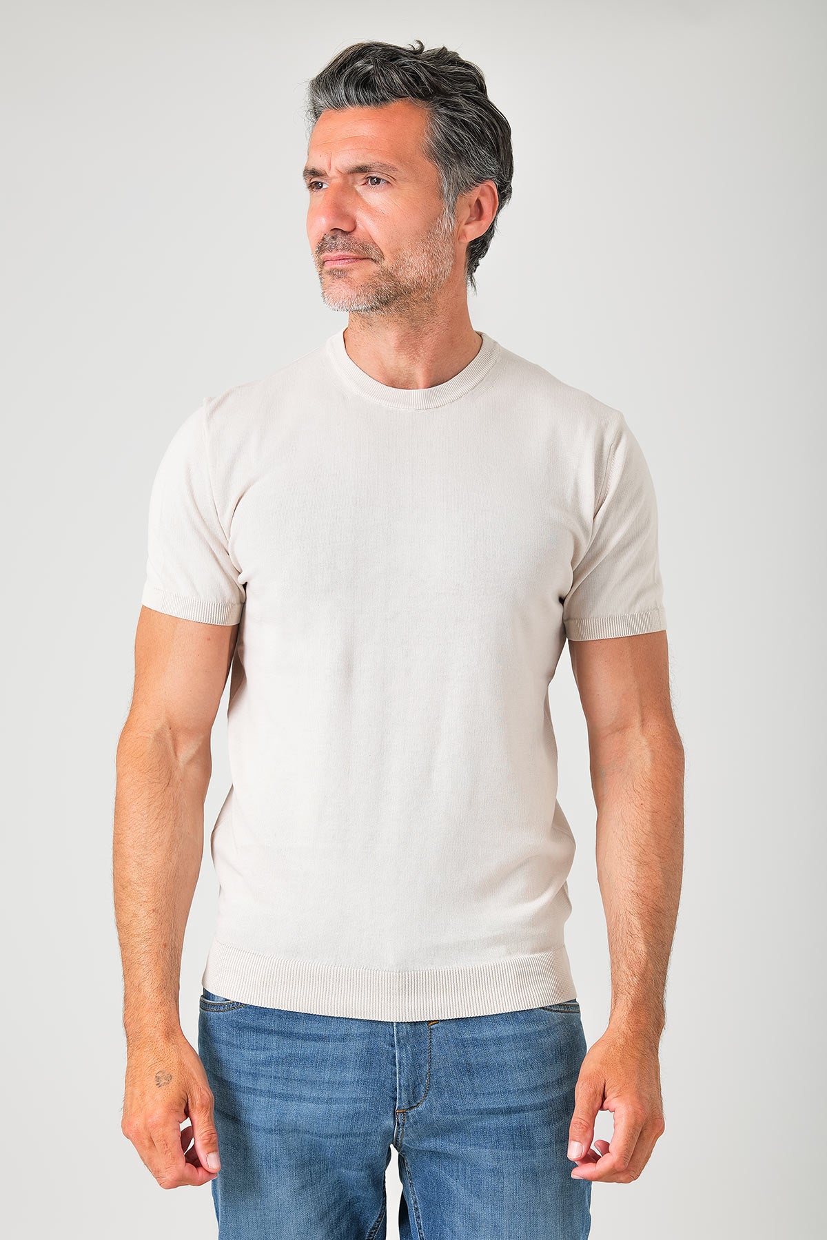 T-shirt girocollo in maglia di cotone - Sabbia - vista frontale