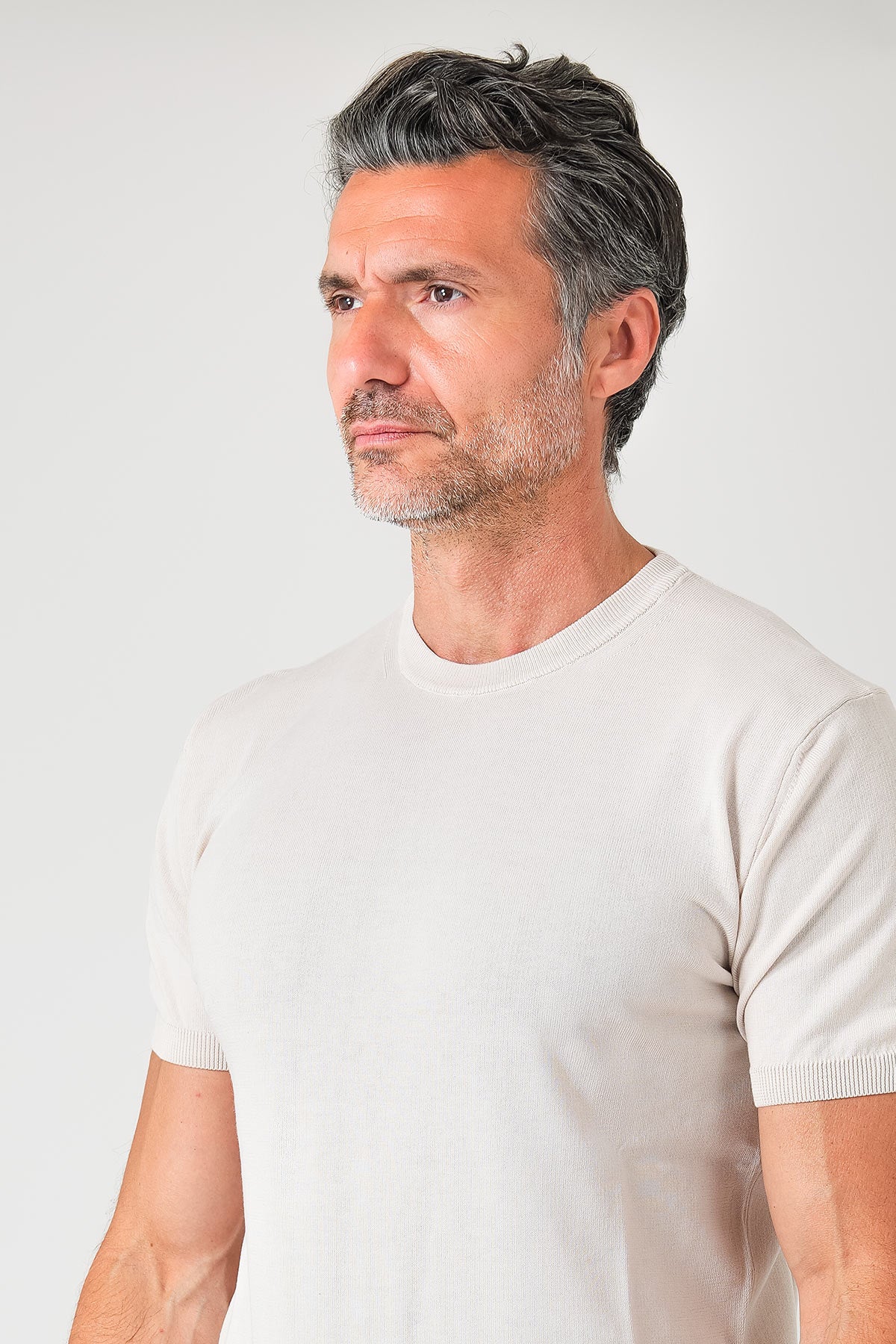 T-shirt girocollo in maglia di cotone - Sabbia - vista frontale